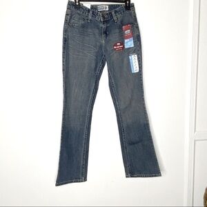 LEVI’S low rise bootcut denim pants. Size 6
